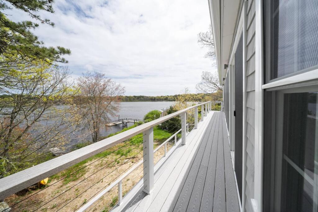 40-Spacious,Cozy, Waterfront House In Yarmouth Villa Bagian luar foto